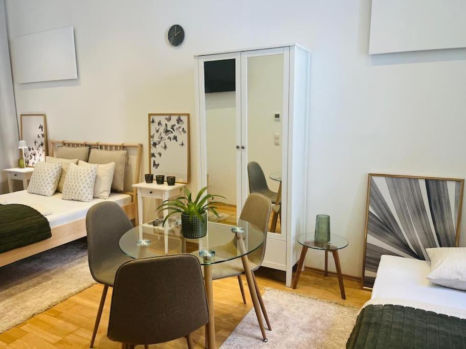 Gemuetliches Studio Apartment Viena Exterior foto
